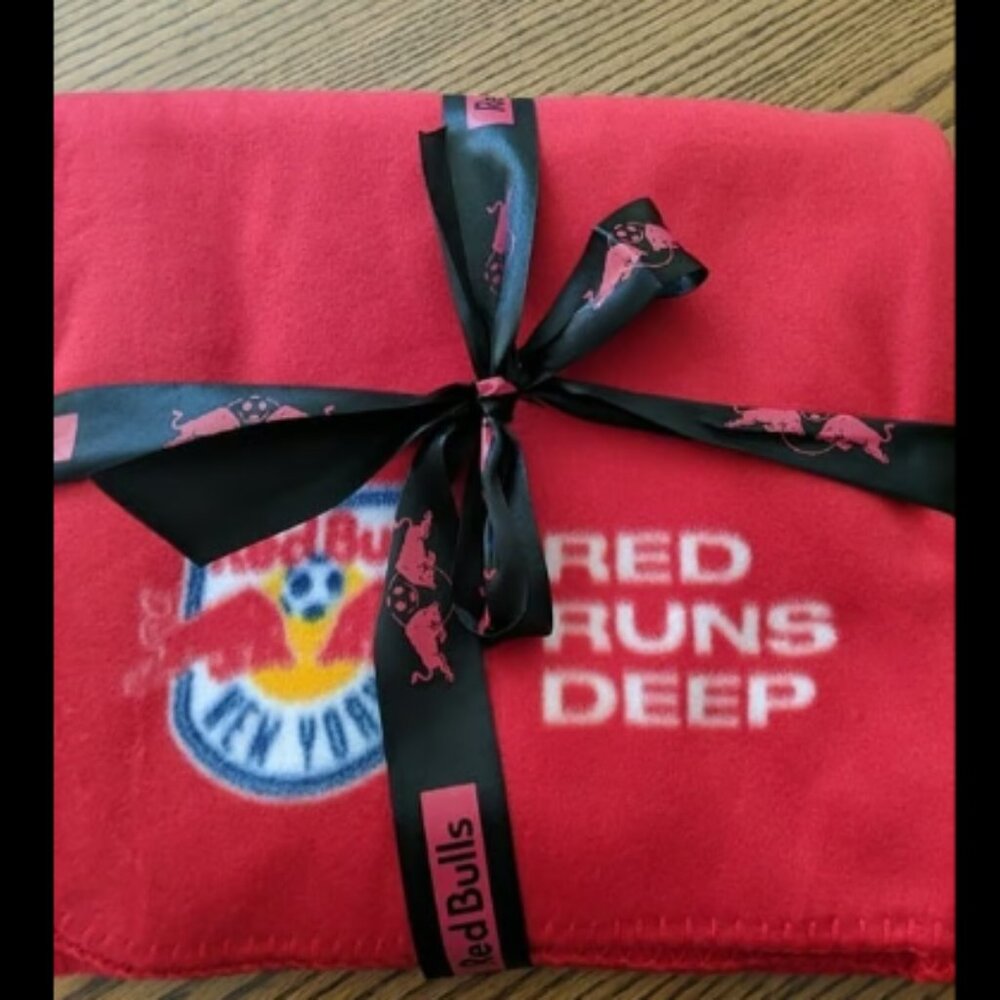 New York Red Bulls Blanket Exclusive 2022 Season Ticketholder Gift Brand New